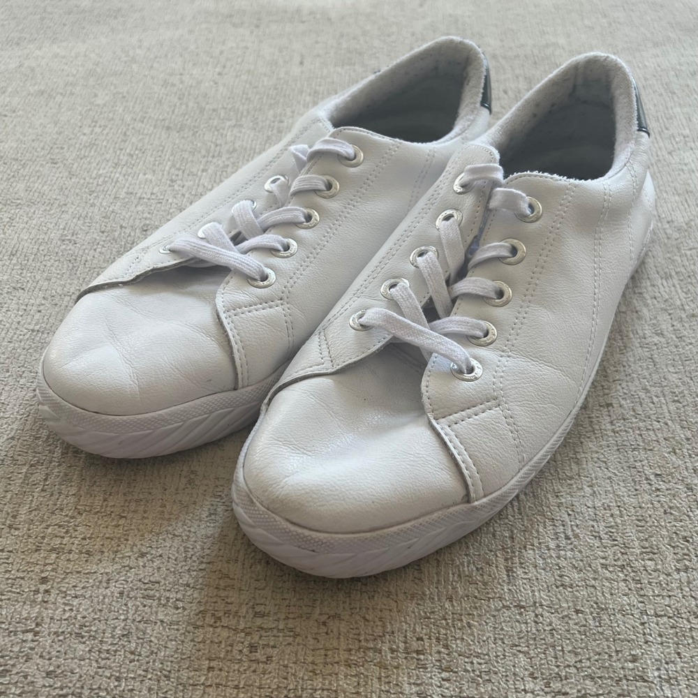 Tommy Bahama White Leather Low Top Sneakers Women's 10 Black Heel Tab 447883